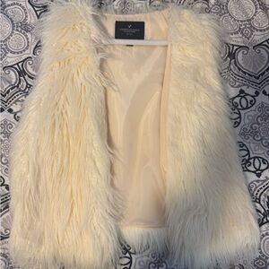 American Eagle Outfitters Cream Teddy Jacket Plush Faux Fur